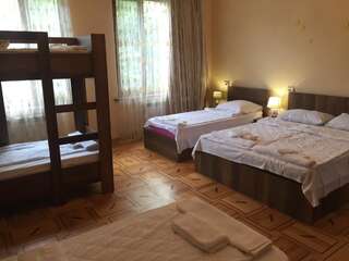 Отель Hotel Good Luck Кутаиси Улучшенные апартаменты-2