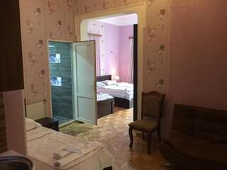 Отель Hotel Good Luck Кутаиси Апартаменты с балконом-13